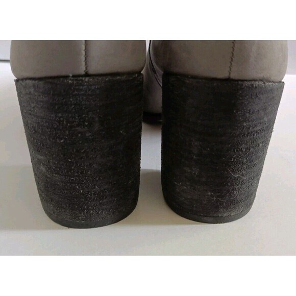 Vince Camuto VC Katrina Ankle Booties Size 7.5 Gray Pointed Toe Boots Leather - Picture 9 of 10